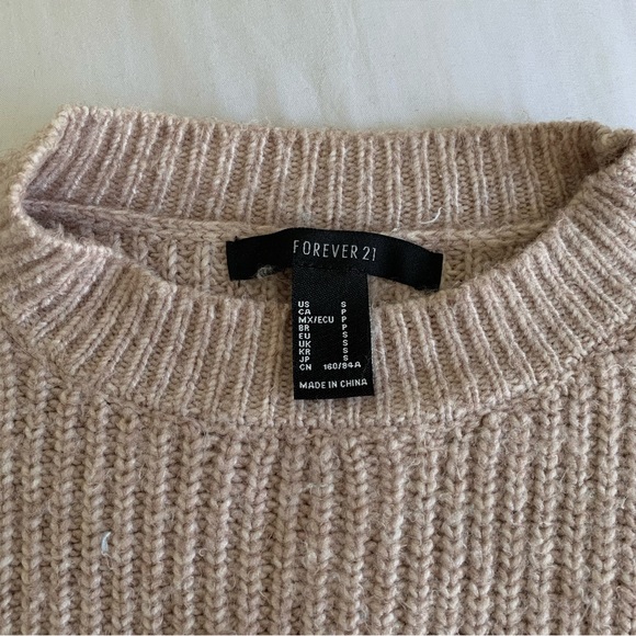 Forever 21 size small sweater - Picture 2 of 5